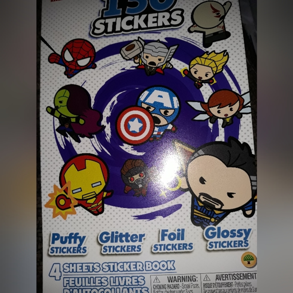 MARVEL Super Heroes Sticker Book 4 Sheets Over 150 Stickers NEW Puffy Gloss Foil